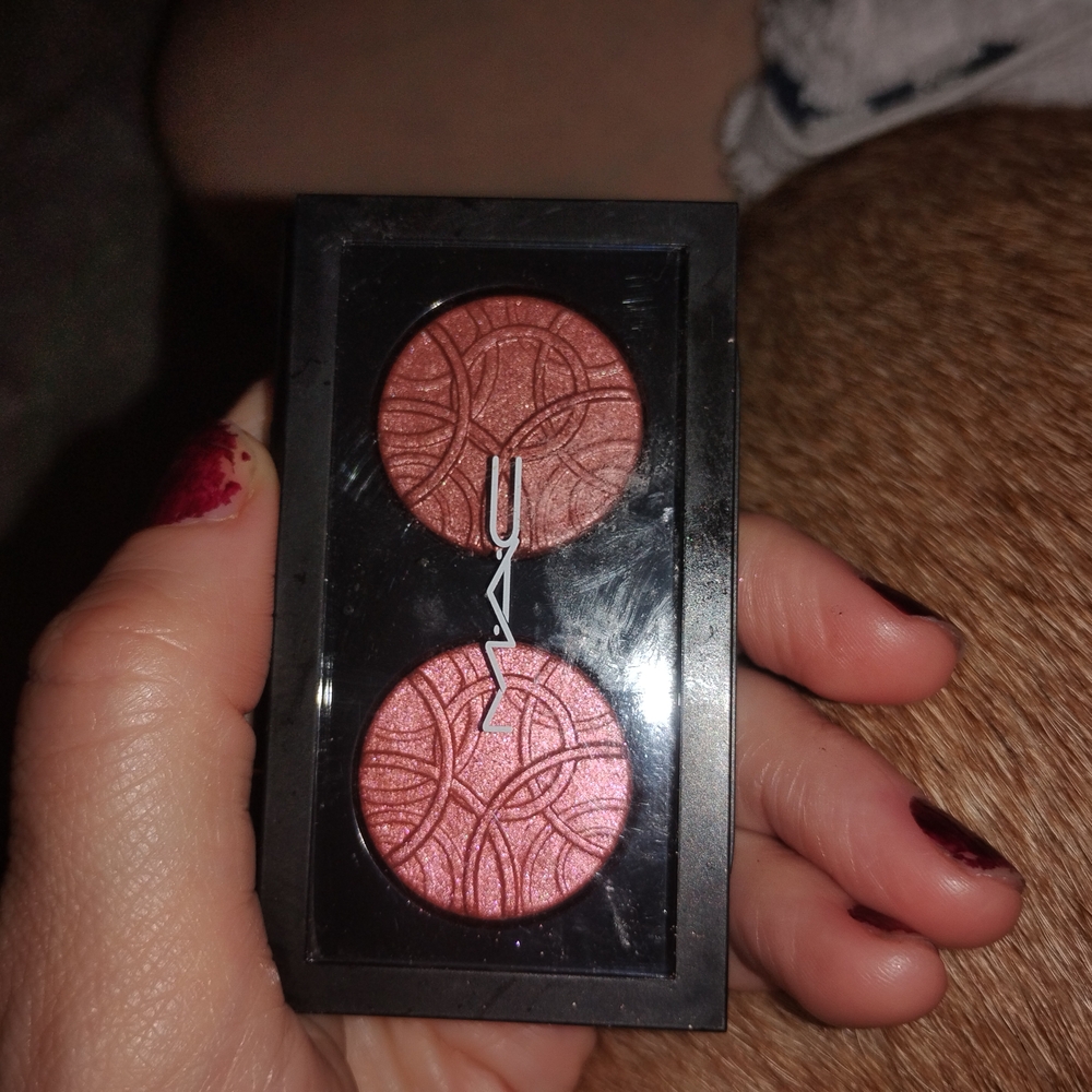 MAC Cosmetics Dual Eyeshadow Palette - Copper and Rose